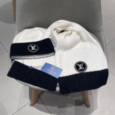 Louis Vuitton Caps Scarfs